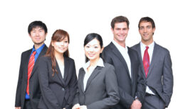 🎍Happy New Year!​   外国人社員との“すれ違い”は、語学力の問題ではありません！